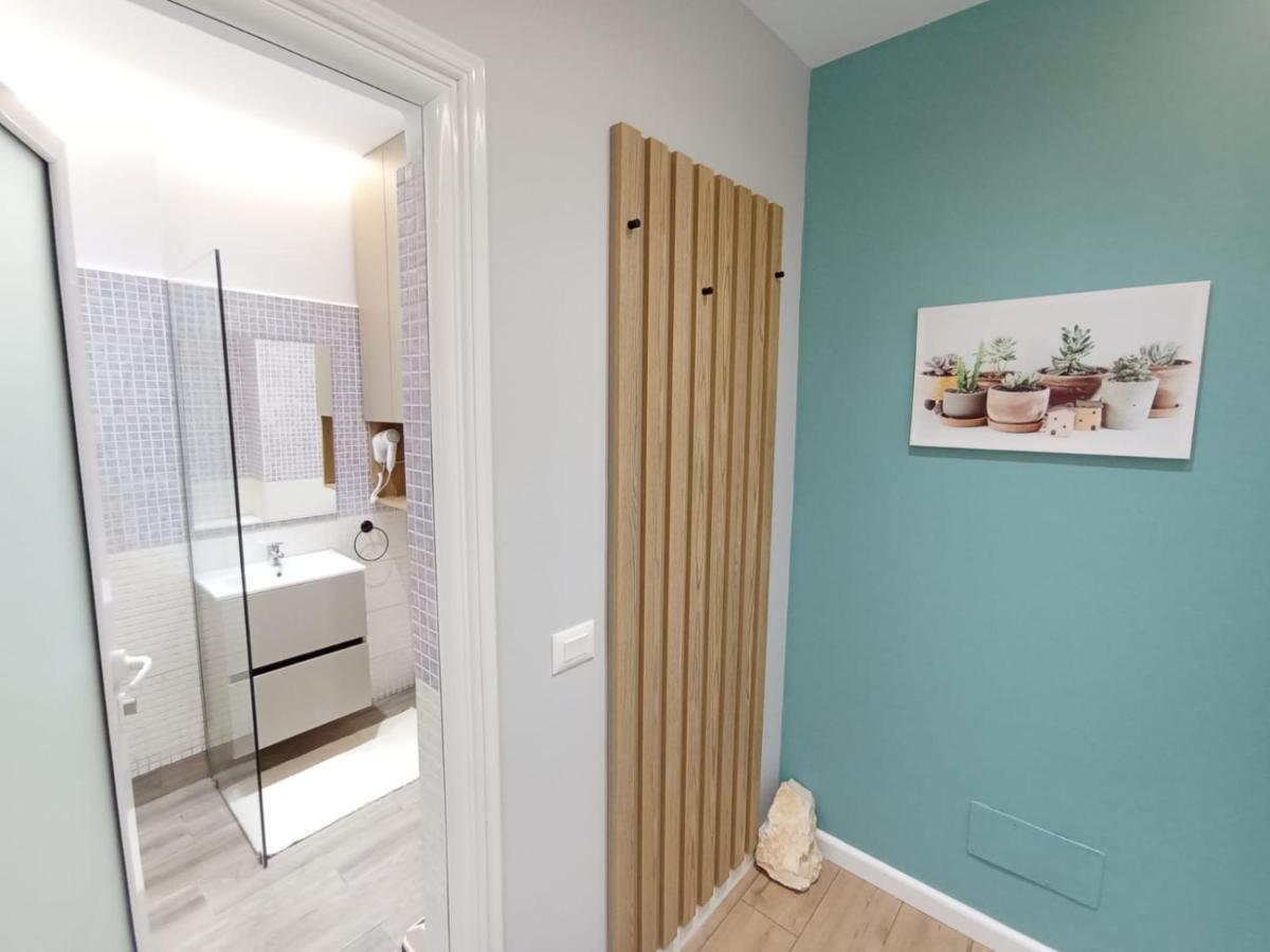 Vlorë Trea Accomodations - Suite Lungomare מראה חיצוני תמונה