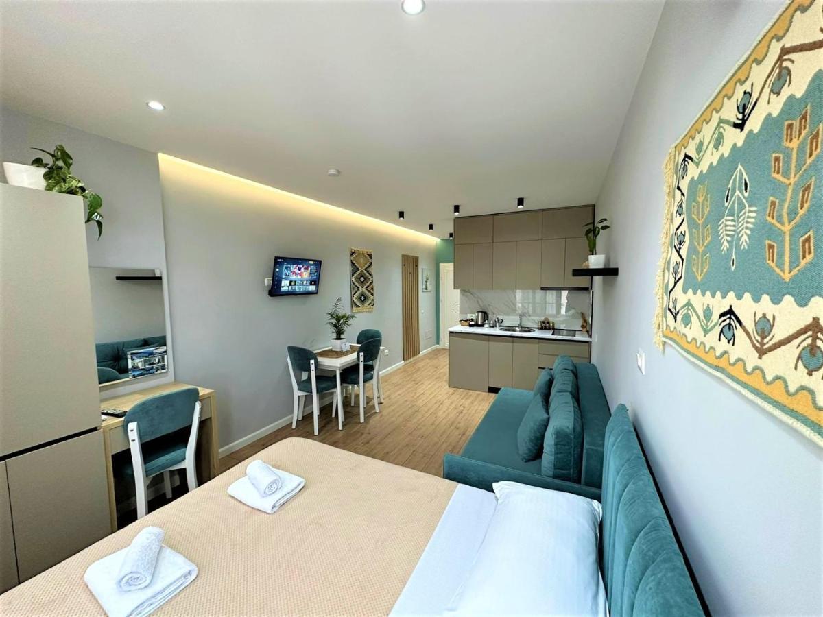 Vlorë Trea Accomodations - Suite Lungomare מראה חיצוני תמונה