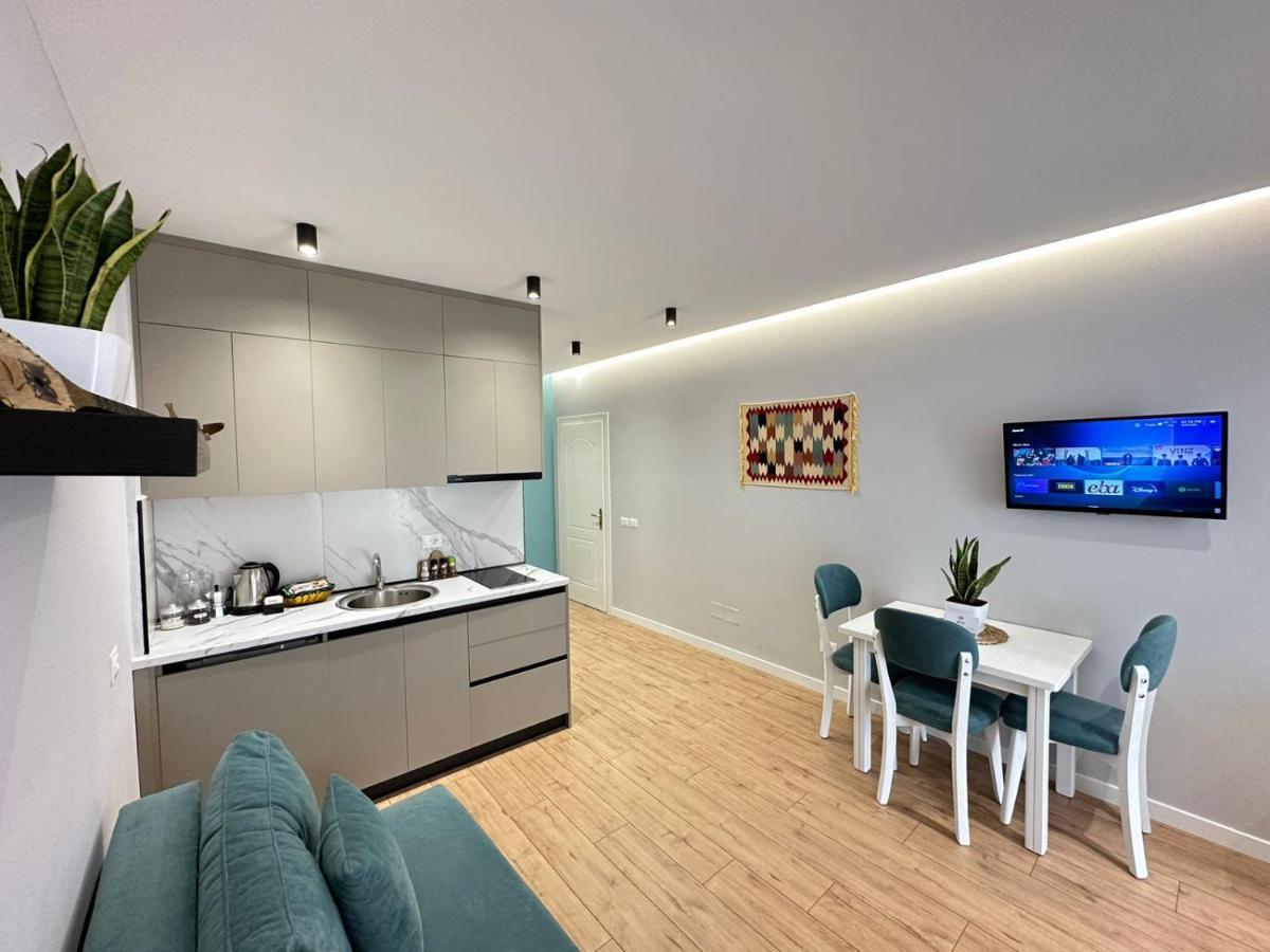 Vlorë Trea Accomodations - Suite Lungomare מראה חיצוני תמונה